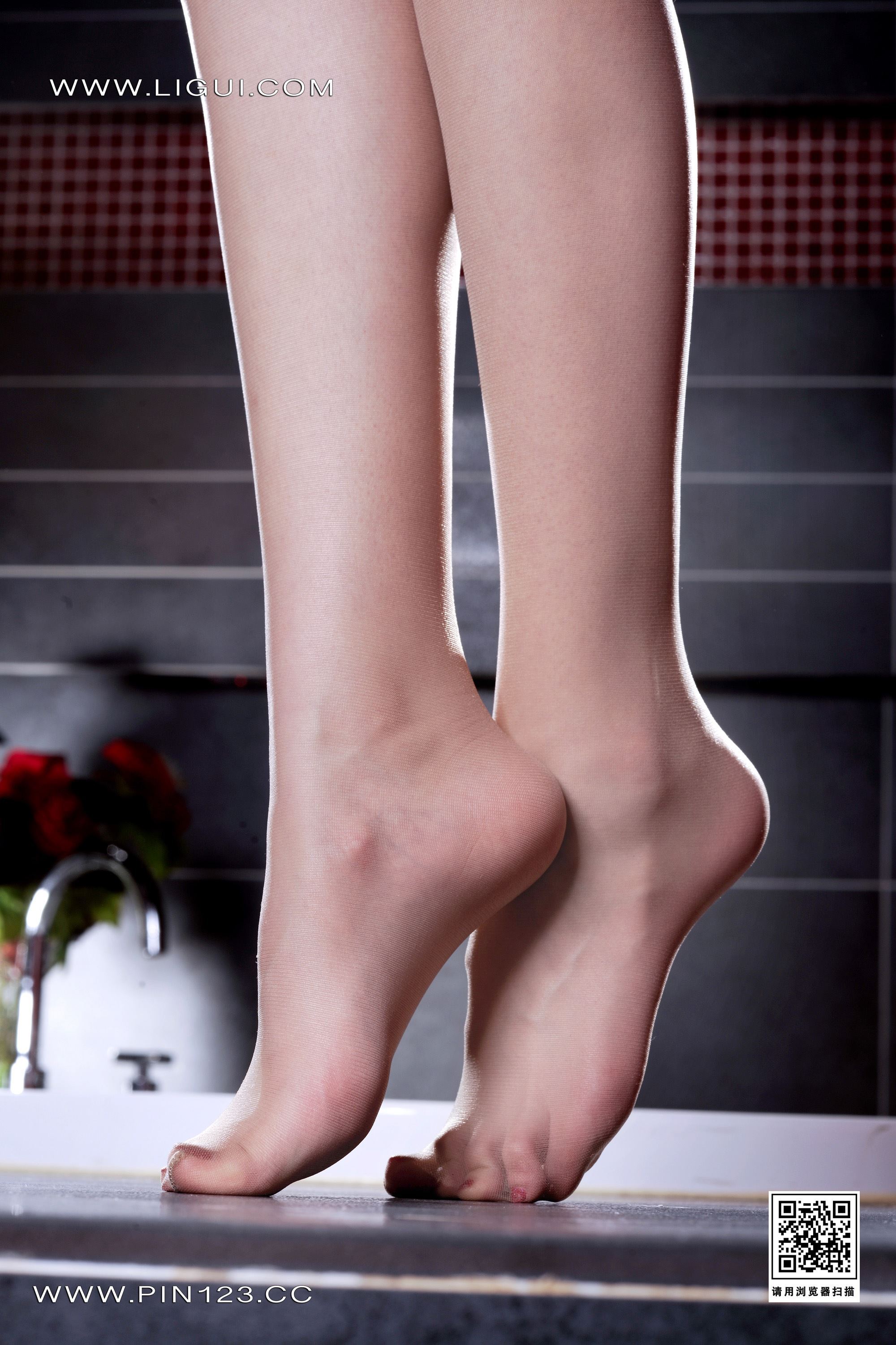 Ligui丽柜 2022.10.05 精品典藏 桃子＆Vicky